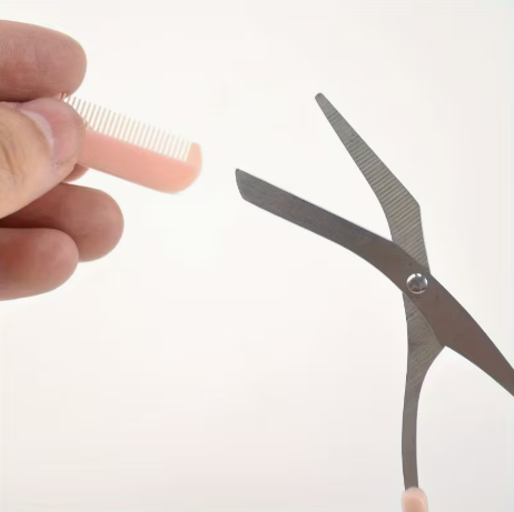 2-in-1 Eyebrow Scissors & Comb — Brow Shaping Tool